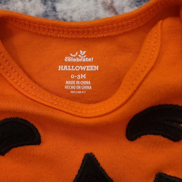 Two Halloween Tops - Picture 4 of 7